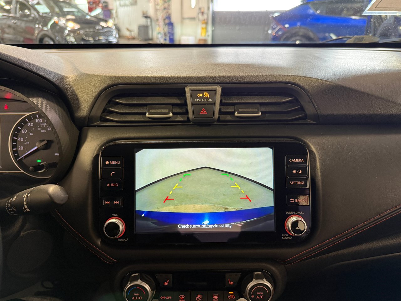 Nissan Versa SR 2024-20