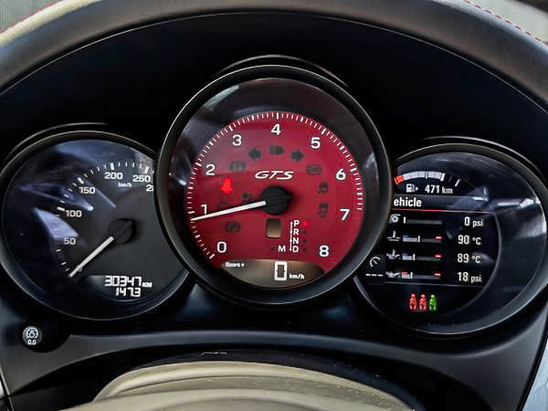 Porsche Macan GTS 2024-20