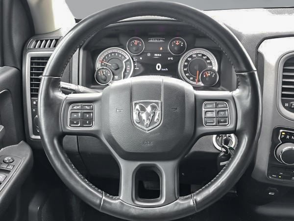 2023 Ram 1500 Classic CLASSIC-16