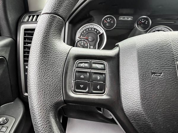 Ram 1500 Classic express 2023-14