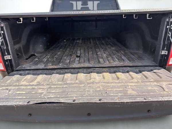 2017 Ram 1500 OUTDOORSMAN-24