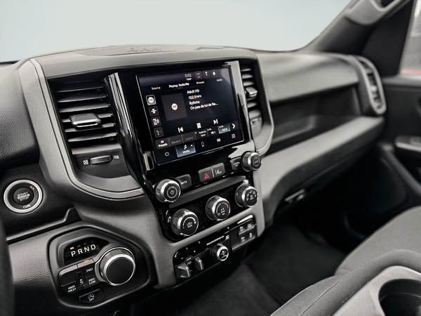 Ram 1500 TRADESMAN SXT 2025-13