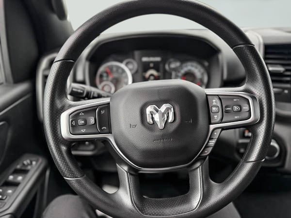 Ram 1500 TRADESMAN SXT 2025-11