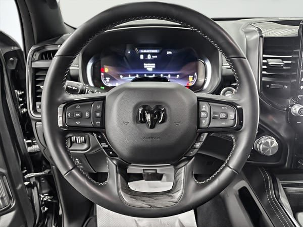 Ram 1500 LIMITED 2025-17