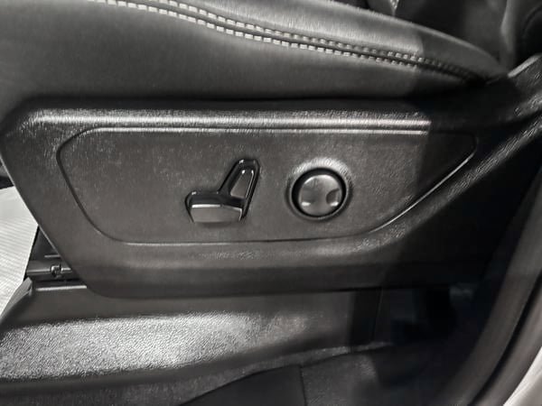 2025 Ram 1500 BigHorn Quad-13