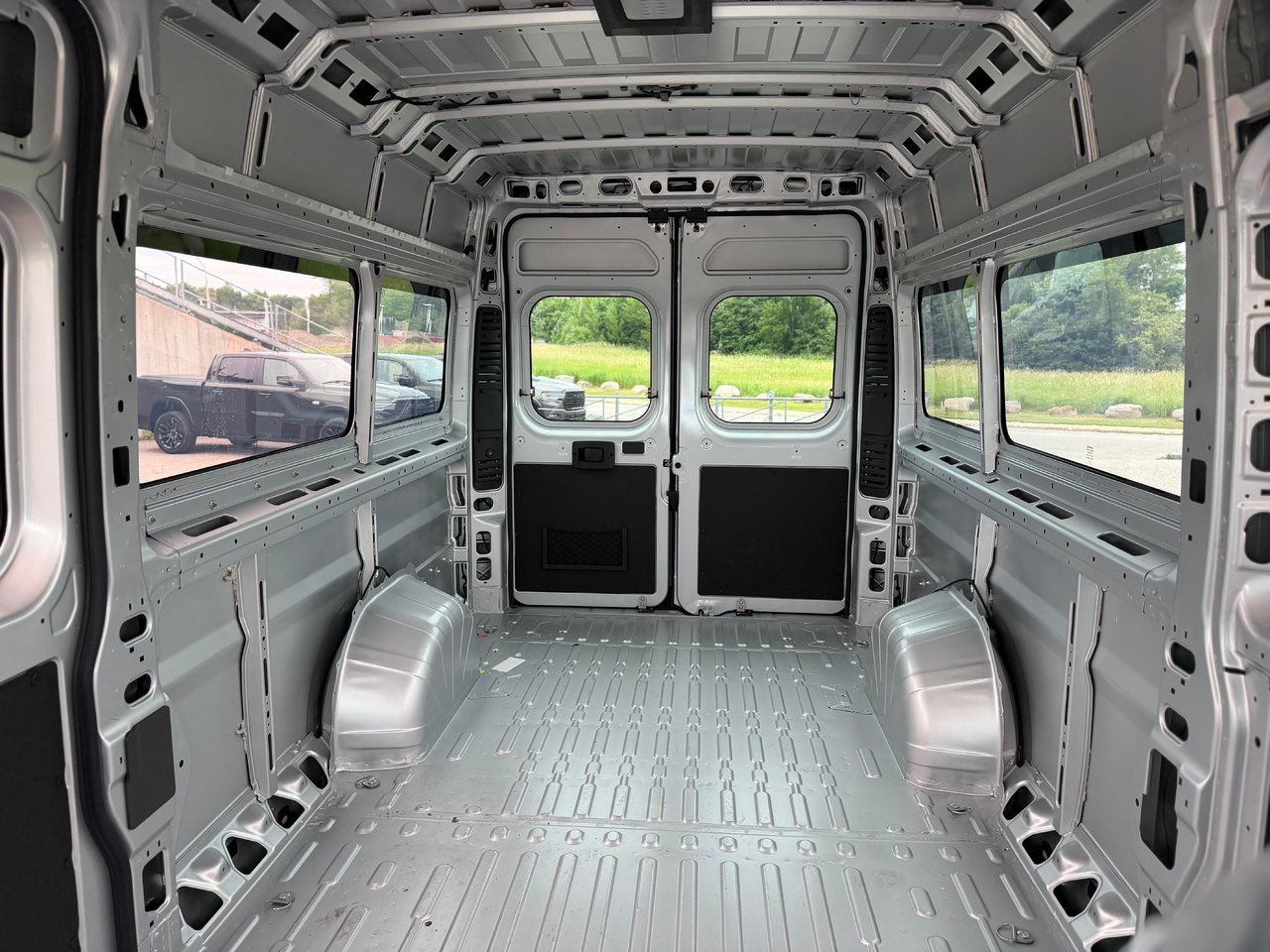 Ram ProMaster fourgon vitré SLT+ 3500 159 po (22H) 2025-10