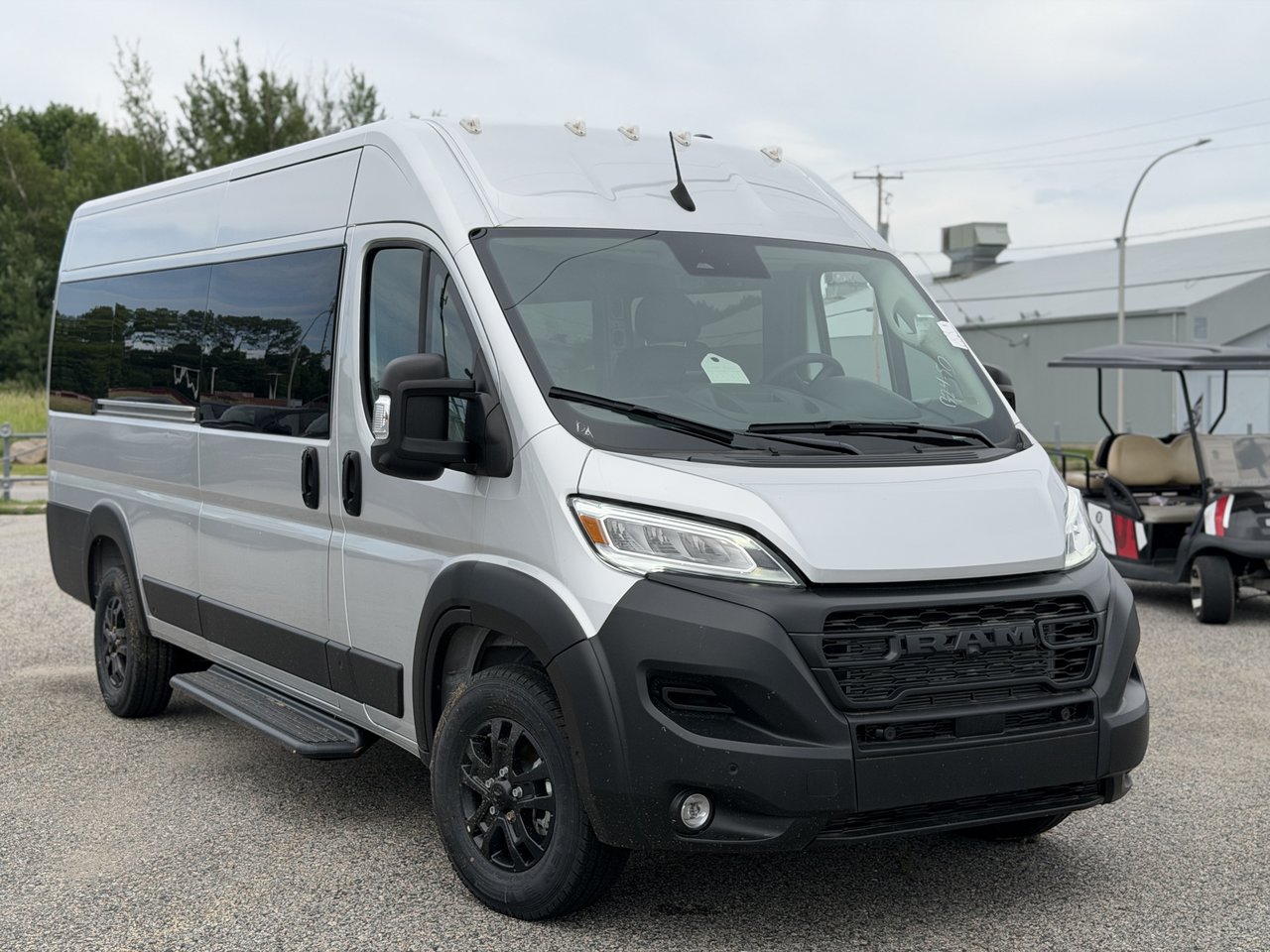 2025 Ram ProMaster fourgon vitré SLT+ 3500 159 po (22H)-0