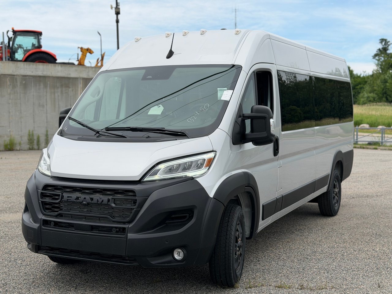 2025 Ram ProMaster fourgon vitré SLT+ 3500 159 po (22H)-6