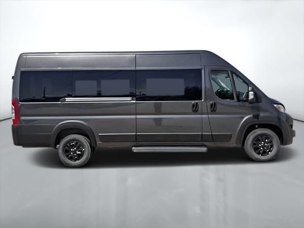 2025 Ram ProMaster fourgon vitré SLT+ 3500 159 po (22H)-1