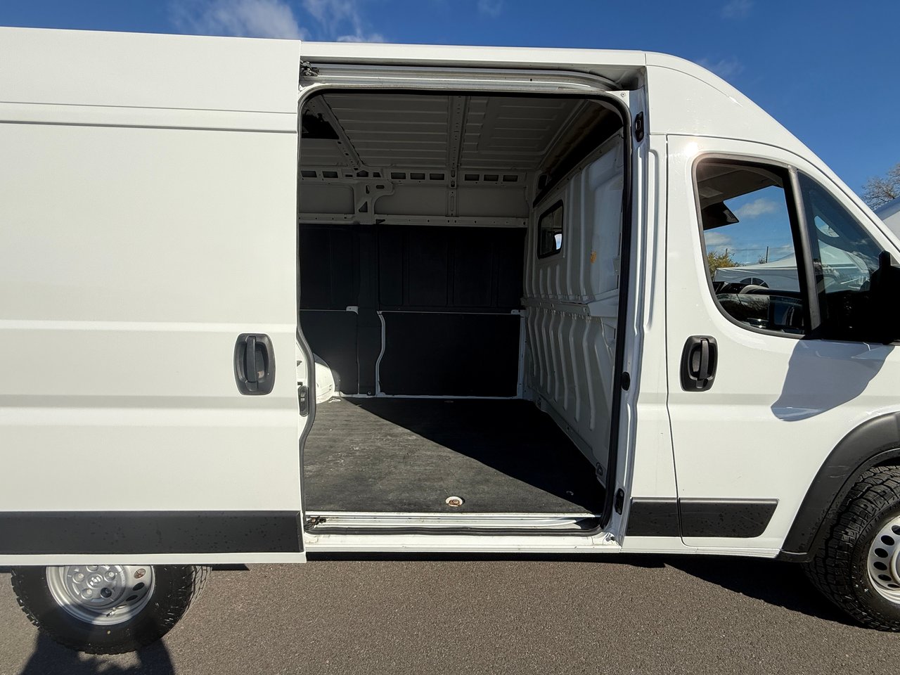 Ram ProMaster fourgonnette utilitaire 2500 2024-22