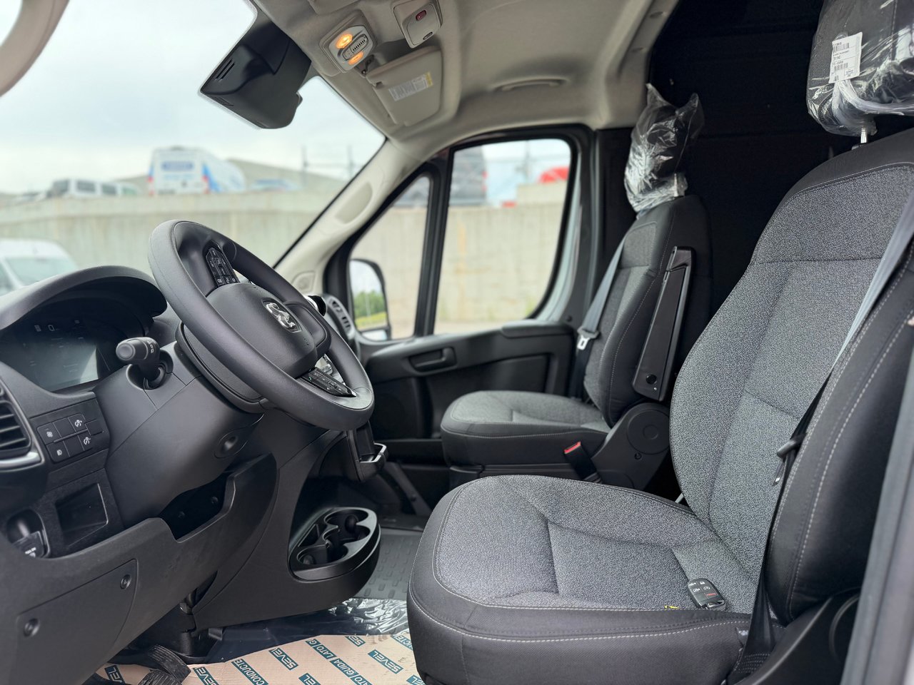 2025 Ram ProMaster fourgonnette utilitaire 2500 toit élevé 159 po (22G)-7
