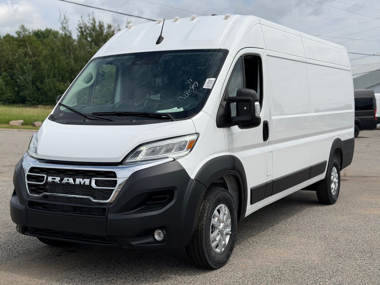 Ram ProMaster fourgonnette utilitaire 3500 SLT 159p toit haut 2025-6