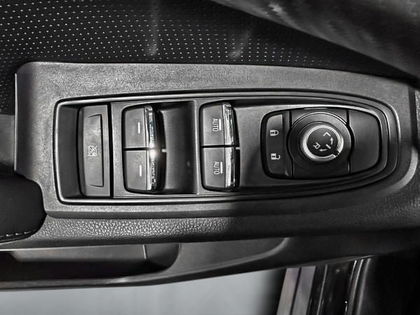 2022 Subaru Ascent ONYX-12