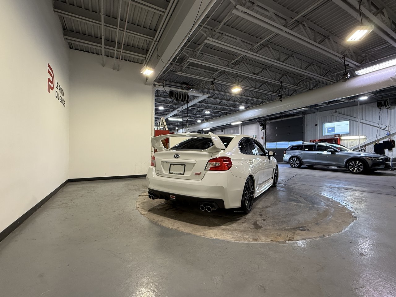 Subaru WRX STI SPORT - TECH W 2019-2