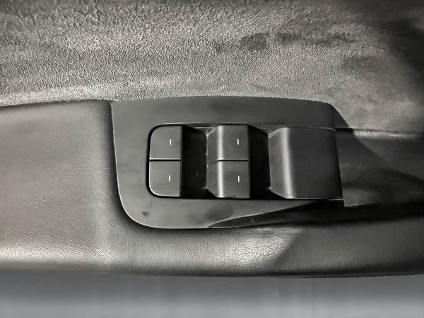 Tesla Model Y LONG RANGE 2023-12