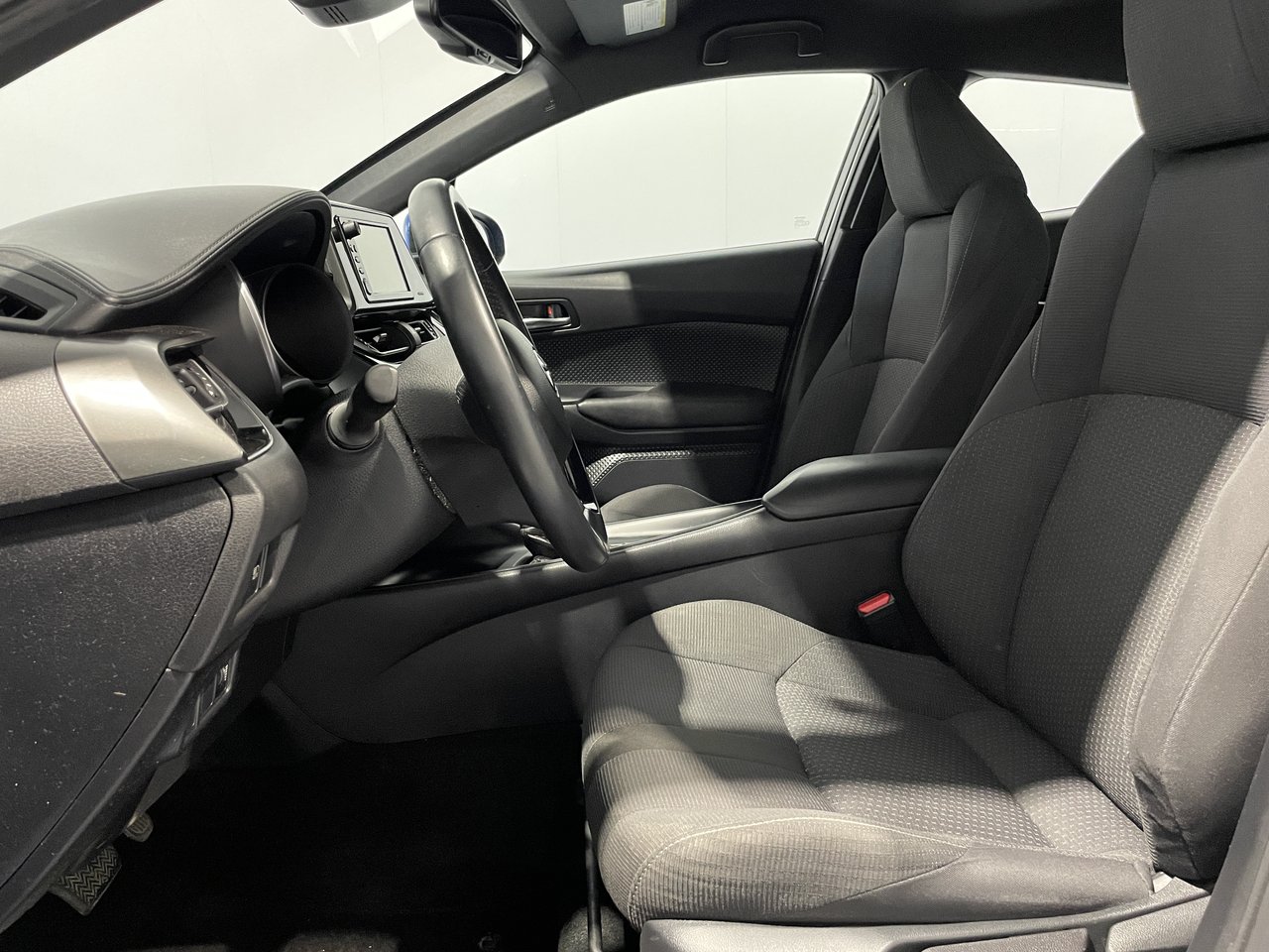 2018 Toyota C-HR XLE-9