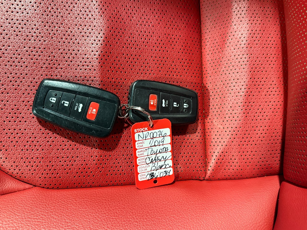 Toyota Camry XSE 2019-26