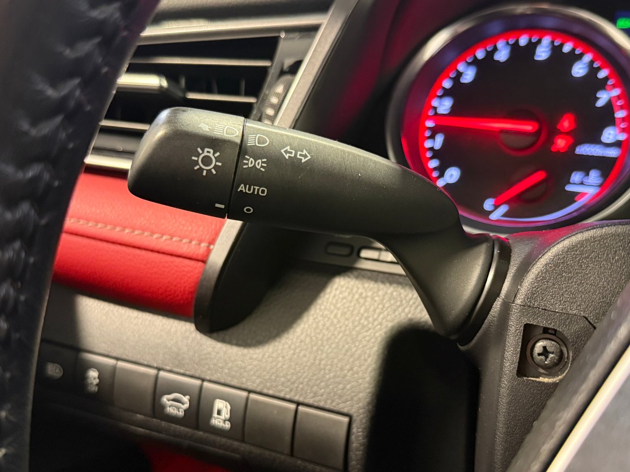 Toyota Camry XSE 2019-17