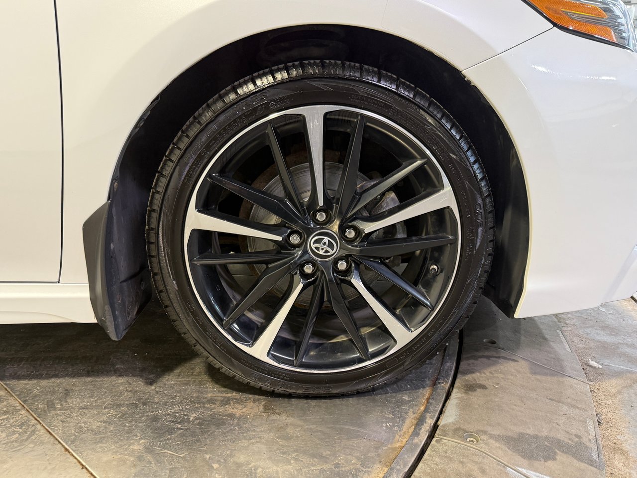 Toyota Camry XSE 2019-10