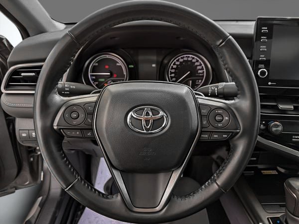 Toyota Camry HYBRIDE SE 2023-16