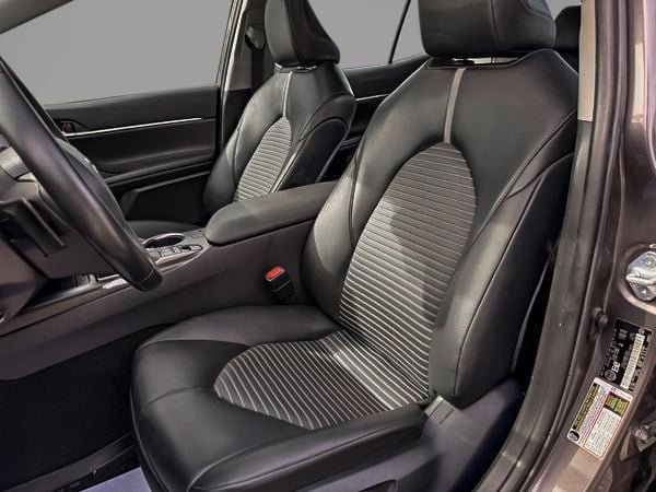 Toyota Camry HYBRIDE SE 2023-13
