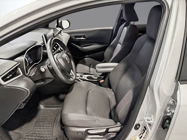 2022 Toyota Corolla à hayon SE-12
