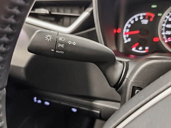 2022 Toyota Corolla à hayon SE-16