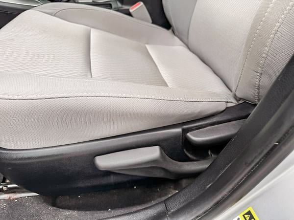 Toyota Corolla LE 2014-13