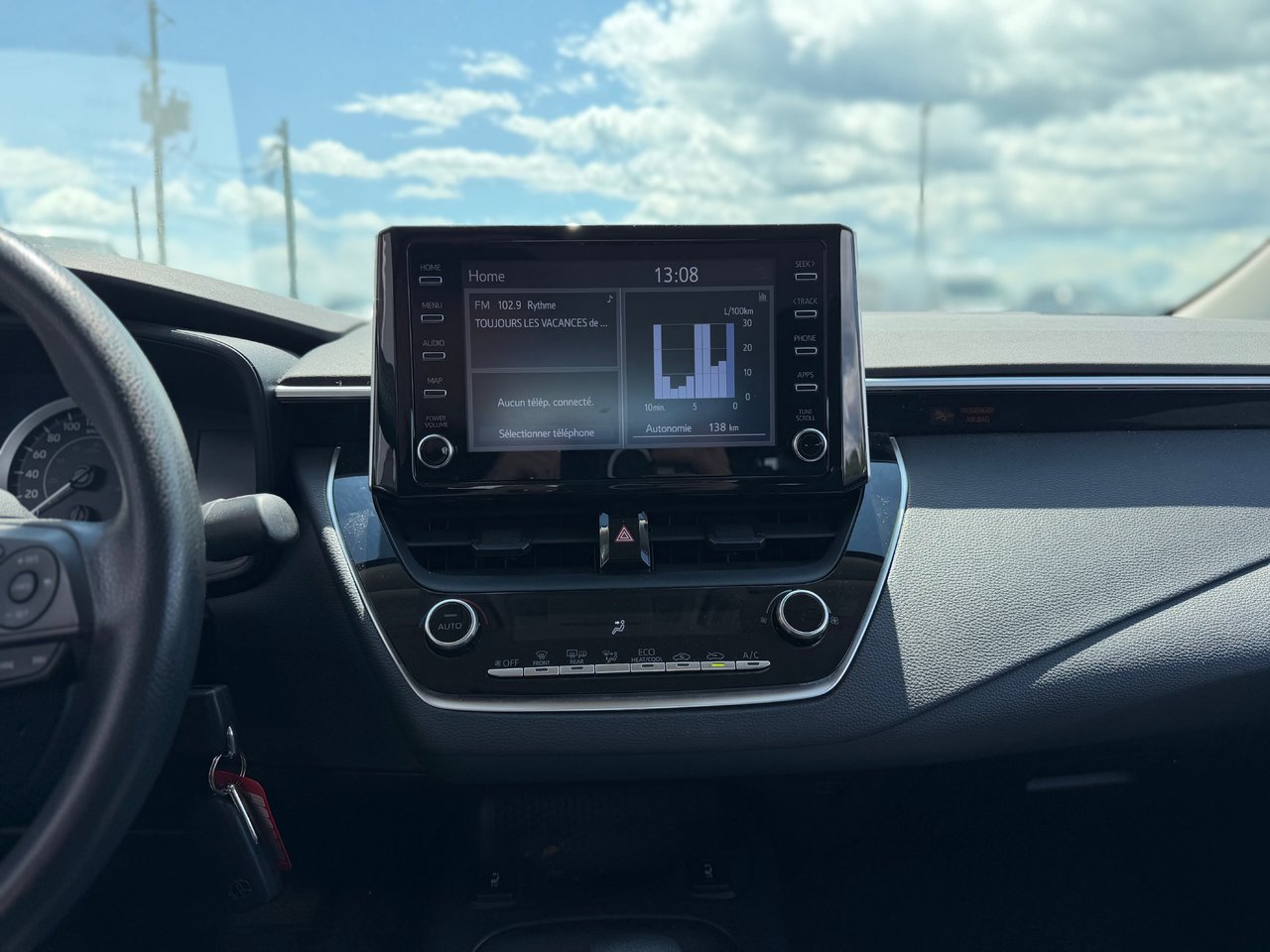 Toyota Corolla LE 2020-12
