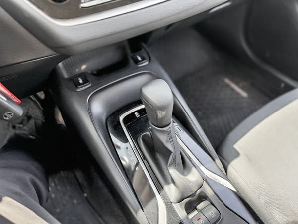2020 Toyota Corolla LE-11