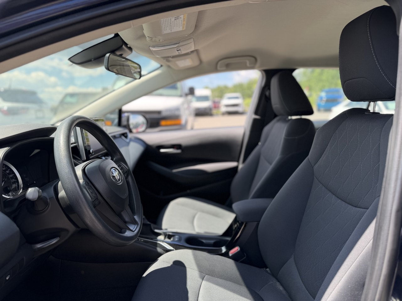 Toyota Corolla LE 2020-9