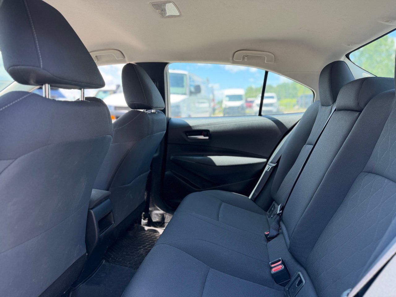 Toyota Corolla LE 2020-7