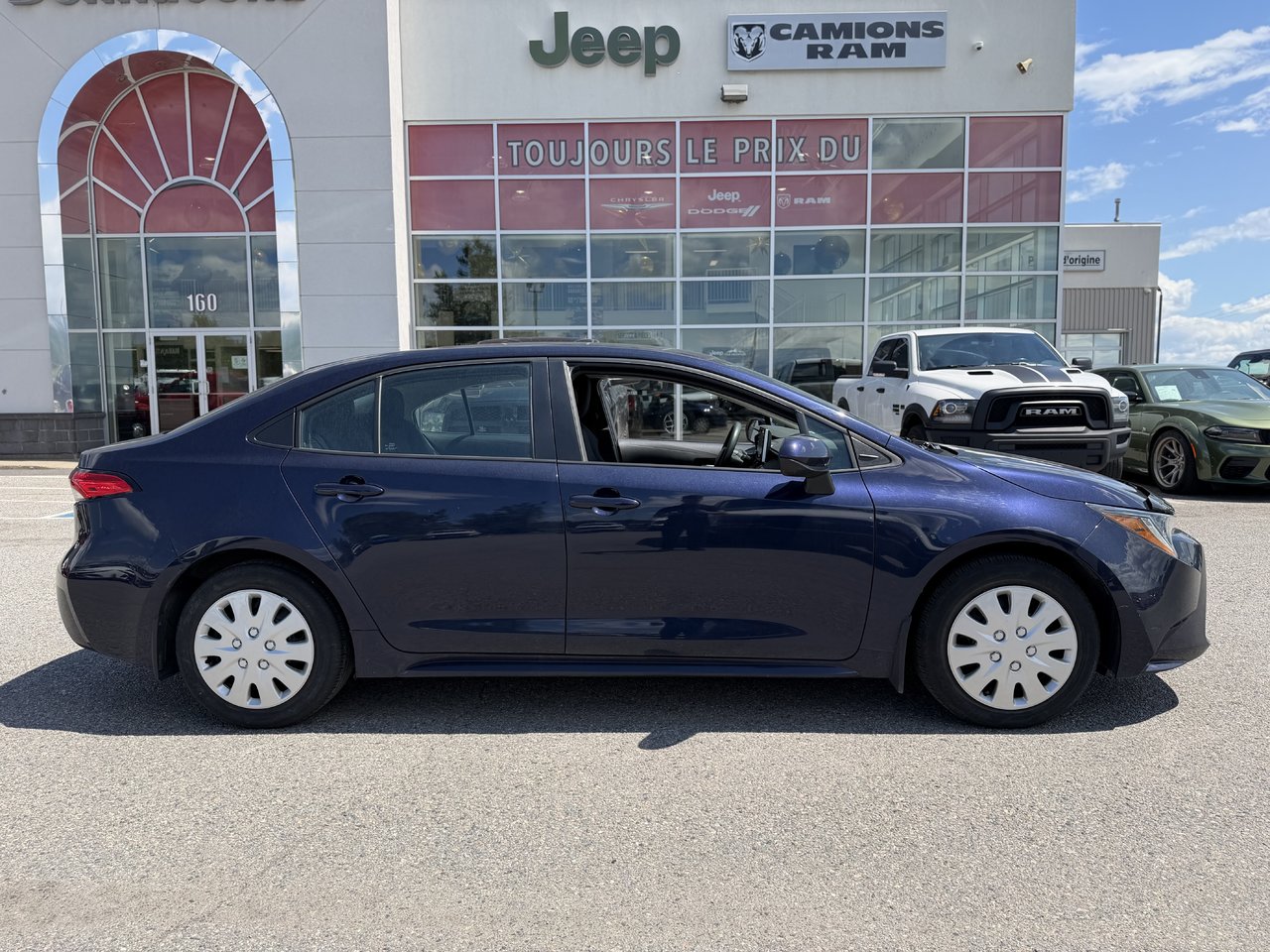 Toyota Corolla LE 2020-1