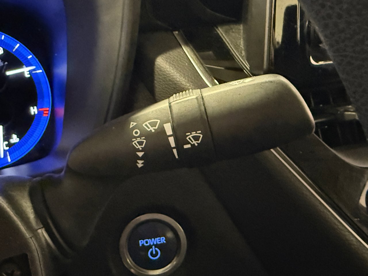 2022 Toyota Corolla Hybrid-17