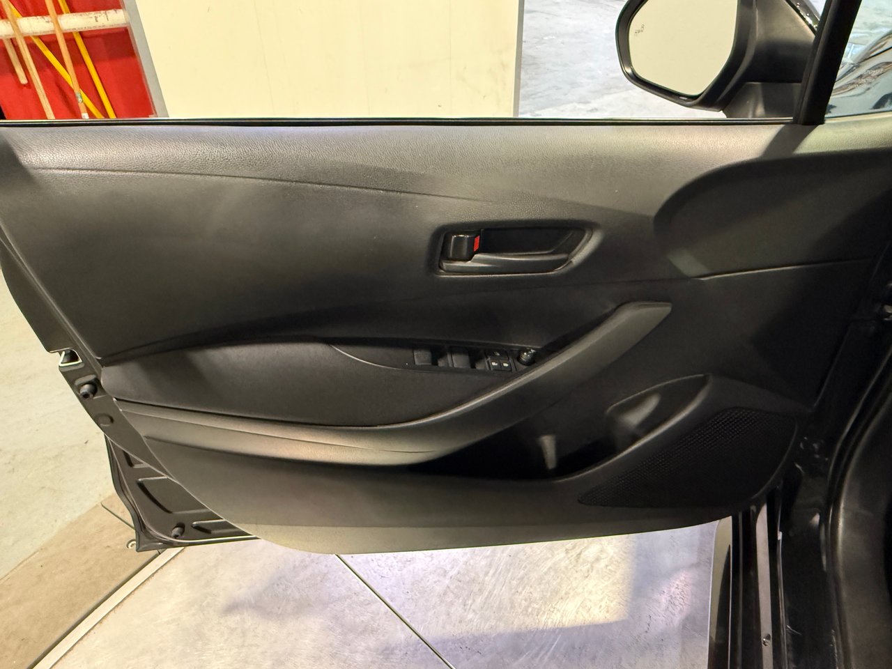 2022 Toyota Corolla Hybrid-10