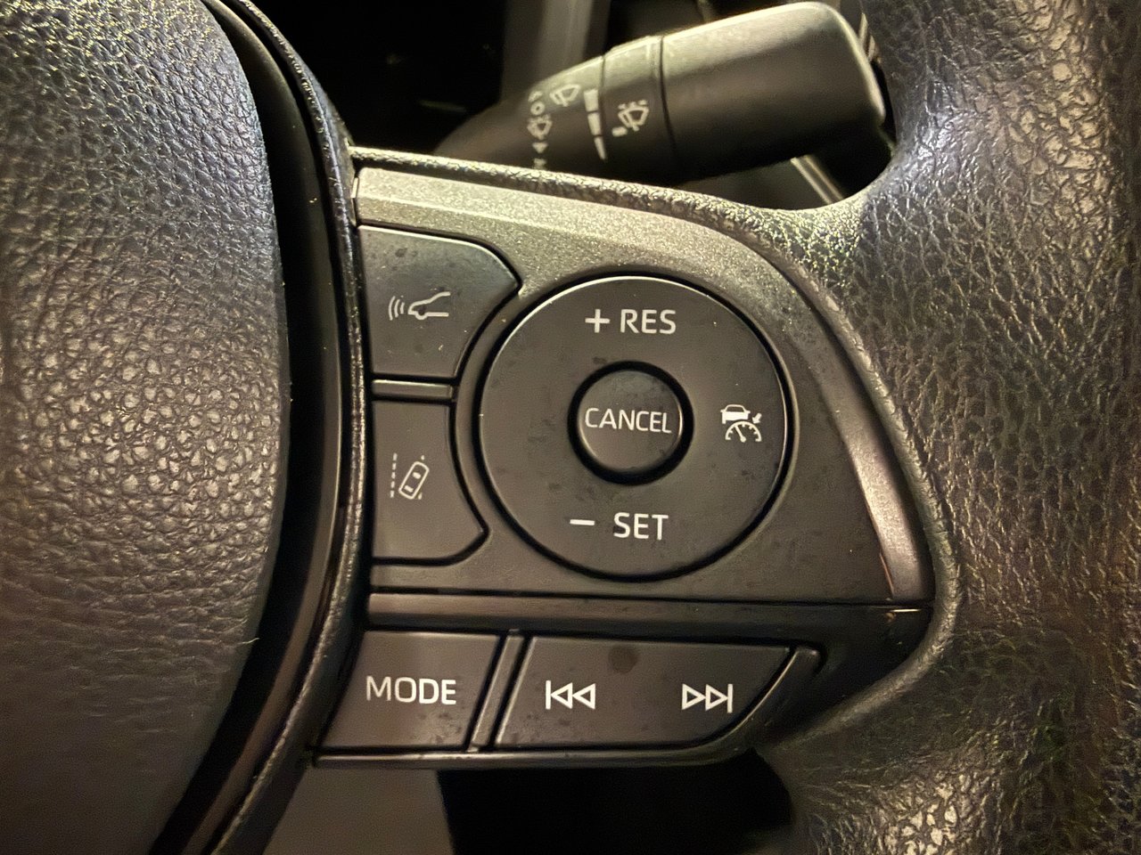 2022 Toyota Corolla Hybrid-15