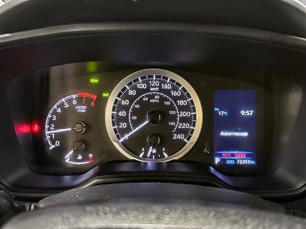 2022 Toyota Corolla LE-18