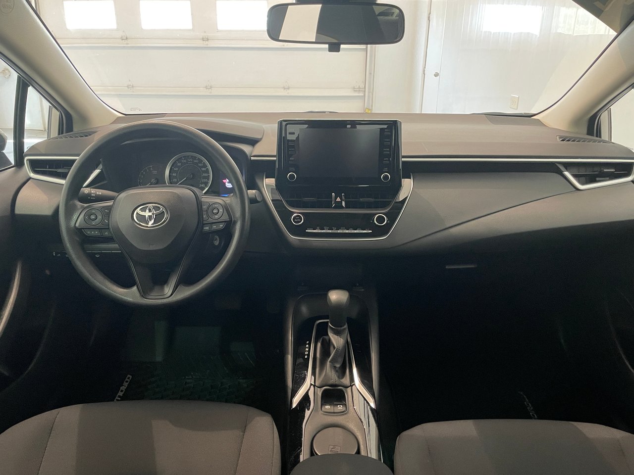 2022 Toyota Corolla LE-7