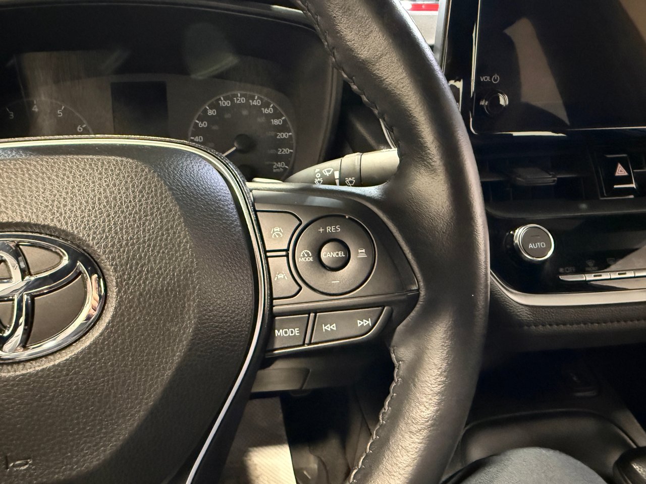 2023 Toyota Corolla SE-15