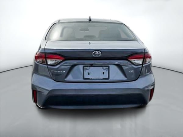Toyota Corolla LE 2024-5