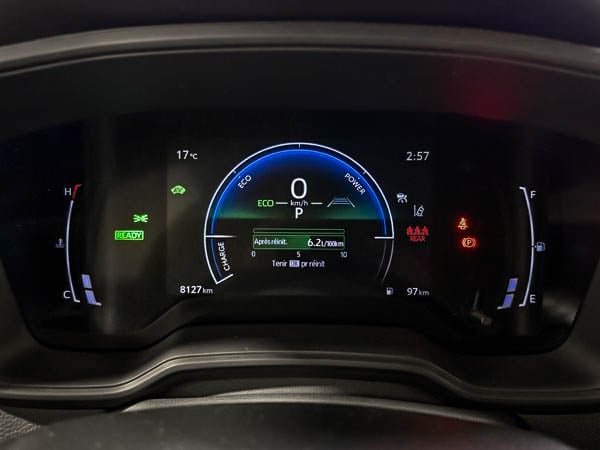 Toyota Corolla Hybrid LE 2025-19