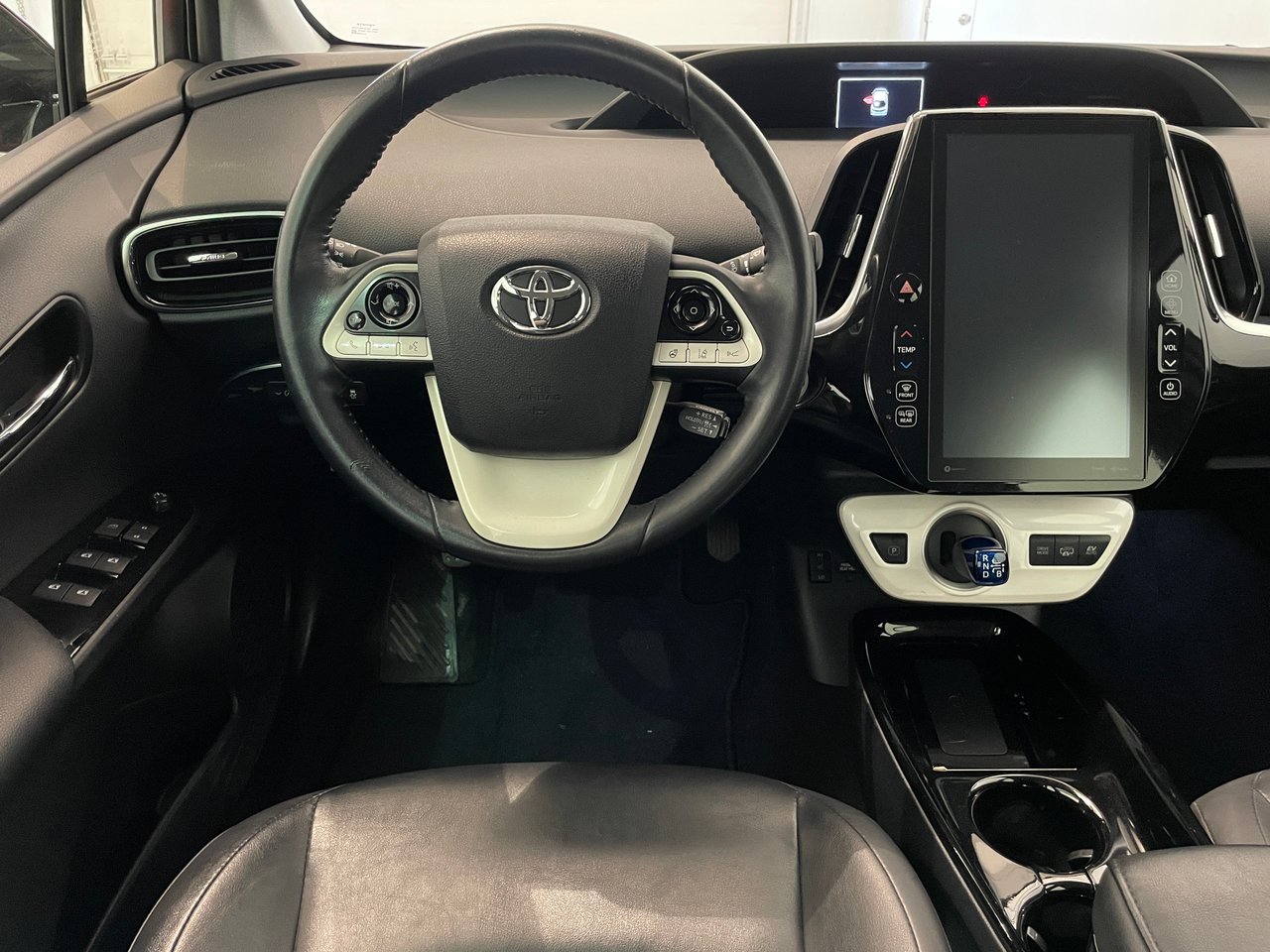 Toyota Prius Prime Upgrade 2018-8