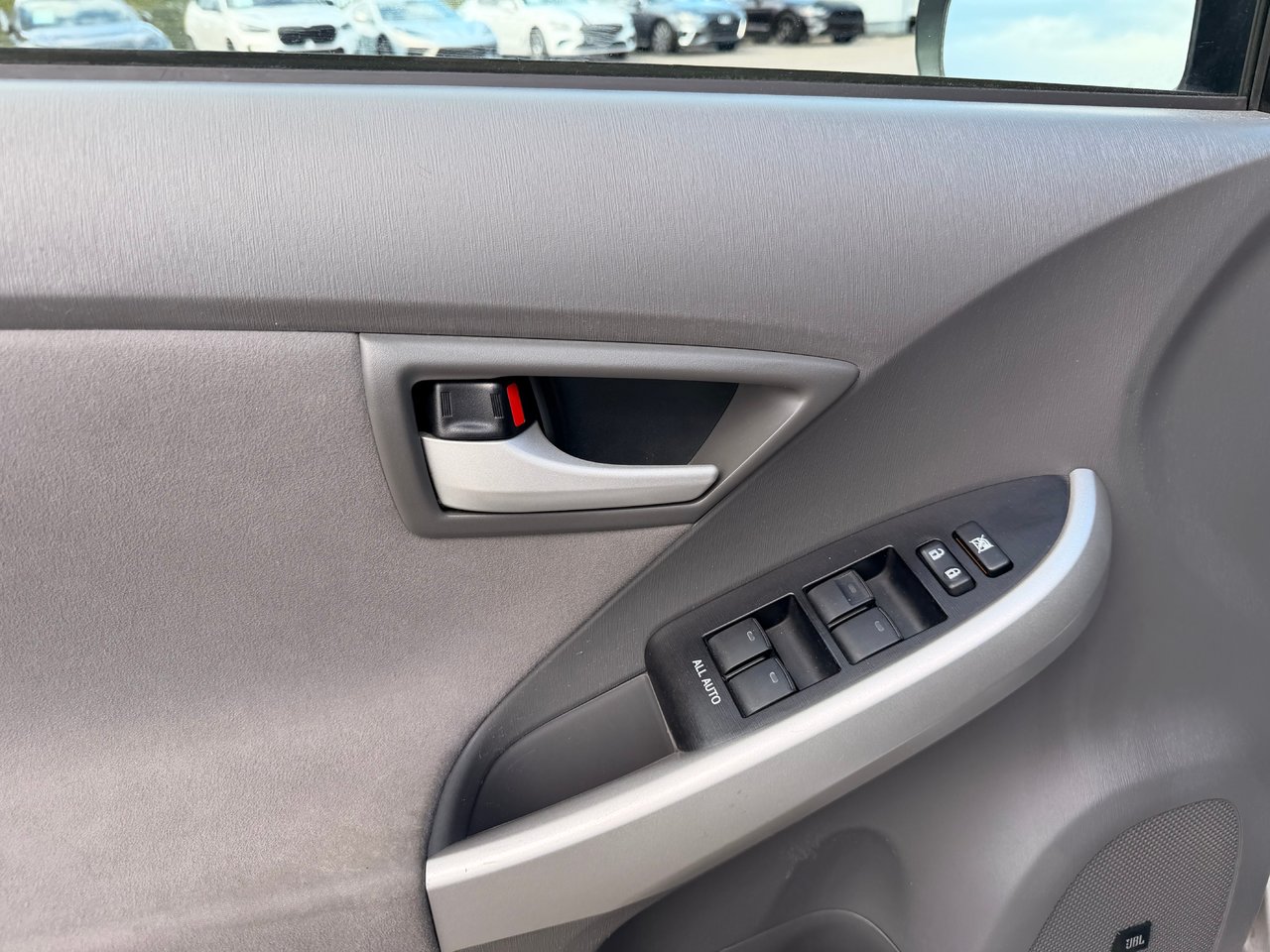 2011 Toyota Prius BASE-11