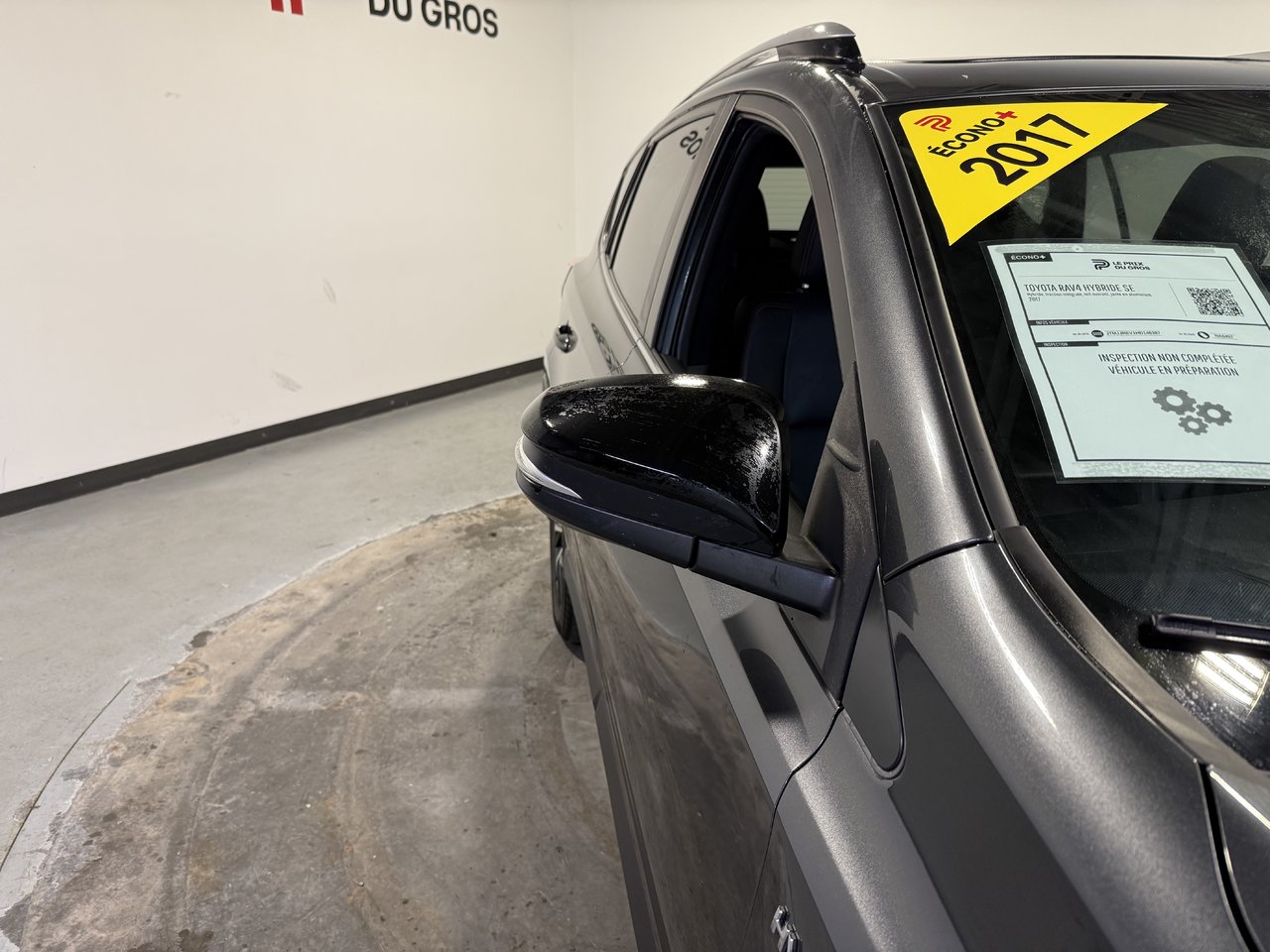2017 Toyota RAV4 hybride SE-9