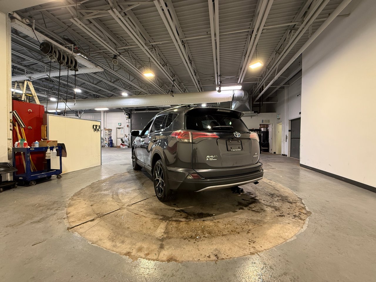 2017 Toyota RAV4 hybride SE-4