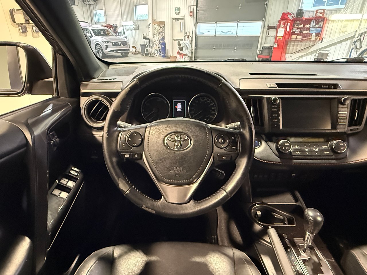 2017 Toyota RAV4 hybride SE-15