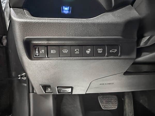 2023 Toyota RAV4 Prime XSE-13