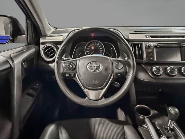 2014 Toyota RAV4 LE-13