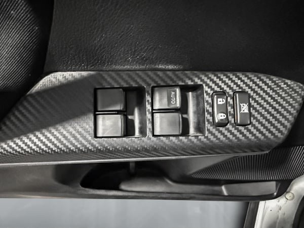 2014 Toyota RAV4 LE-11