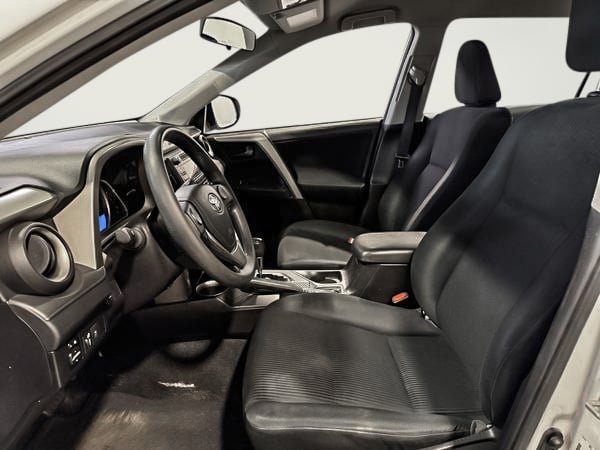 2014 Toyota RAV4 LE-12